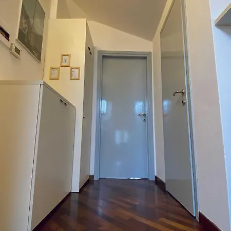 아파트 Antico Borgo 데센자노델가르다